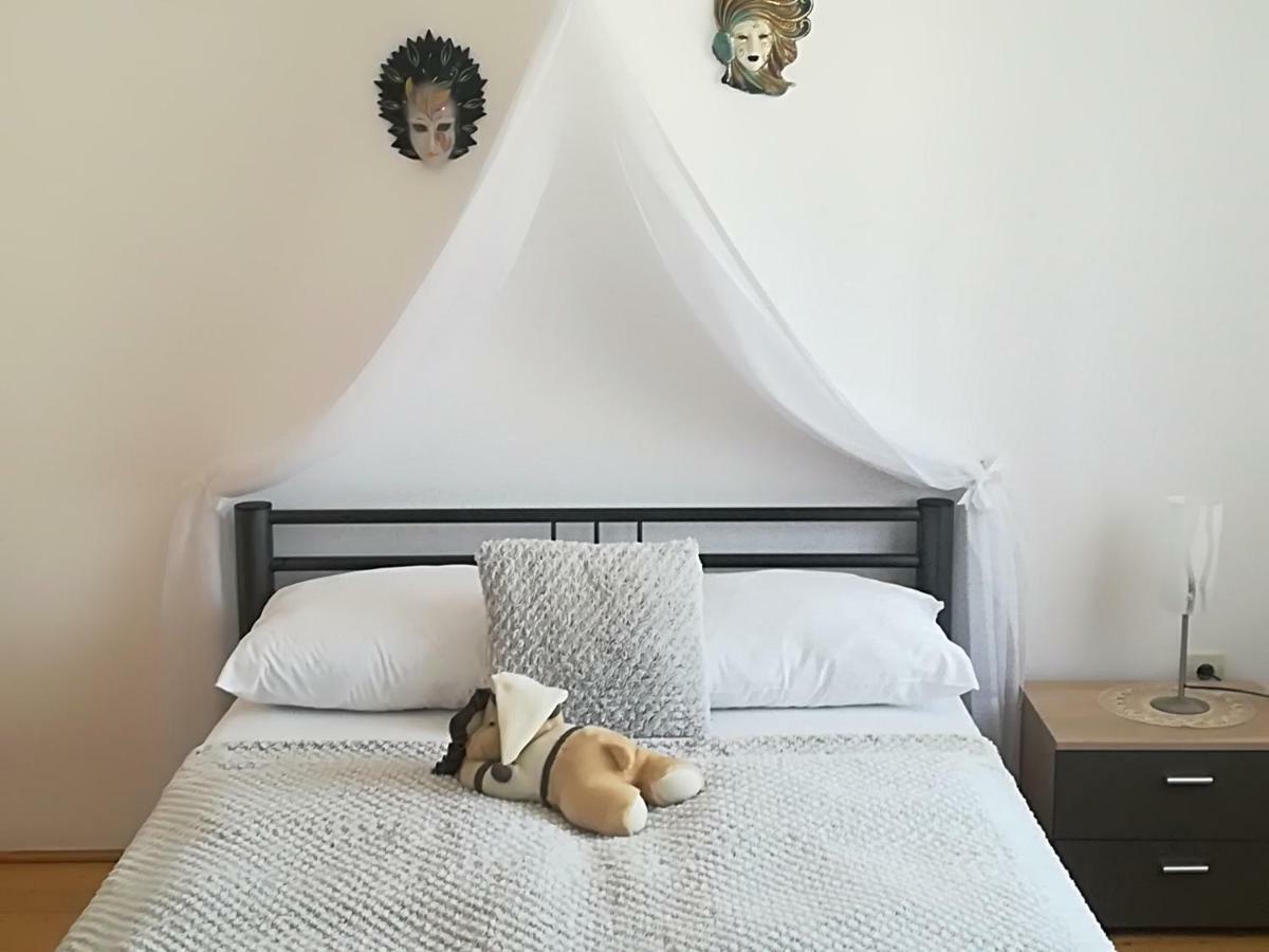 Privatzimmer Dimitrova Ulrichsberg Εξωτερικό φωτογραφία